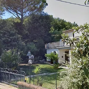 La Casina Di Laura Castell'Anselmo